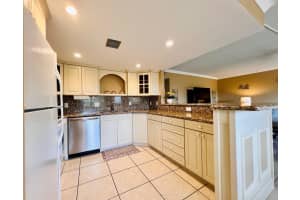 306 Wellington L, West Palm Beach, FL 33417, West Palm Beach, FL 33417 - MLS#R11162966