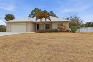 8315 94th Avenue, Vero Beach, FL 32967 - MLS#R11162991