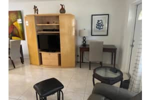 300 Windsor M, West Palm Beach, FL 33417, West Palm Beach, FL 33417 - MLS#R11163006