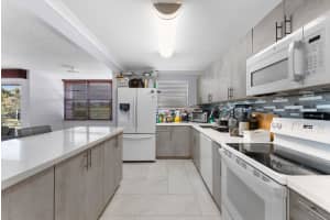 2751 Taft Street, Hollywood, FL 33020 - MLS#R11163036