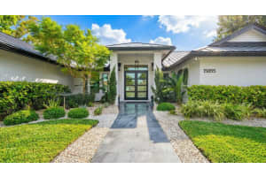 15855 Meadow Wood Drive, Wellington, FL 33414 - MLS#R11163136