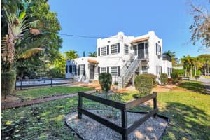 700 Upland Road, West Palm Beach, FL 33401 - MLS#R11163140