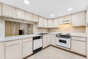 3909 Ocean Boulevard, Fort Lauderdale, FL 33308 - MLS#R11163151