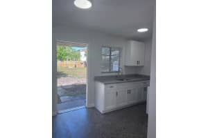 715 J Street, Lake Worth Beach, FL 33460 - MLS#R11163158