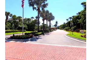 2400 Ocean Drive, Fort Pierce, FL 34949 - MLS#R11163258