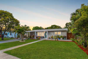 1017 Hansen Street, West Palm Beach, FL 33405 - MLS#R11163292