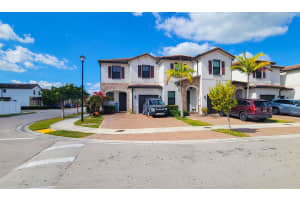 10902 33rd Way, Hialeah, FL 33018 - MLS#R11163327