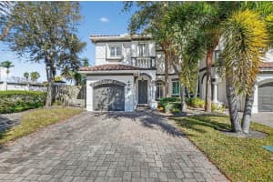 4040 Murano Bay Drive, Boynton Beach, FL 33435 - MLS#R11163334