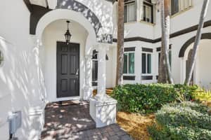 4040 Murano Bay Drive, Boynton Beach, FL 33435 - MLS#R11163334