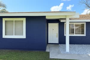 2055 West Dumbrooke Circle, Port Saint Lucie, FL 34952 - MLS#R11163357