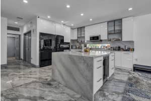 15643 Messina Isle Court, Delray Beach, FL 33446 - MLS#R11163408