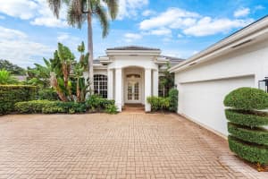 132 Pembroke Drive, Palm Beach Gardens, FL 33418 - MLS#R11163418