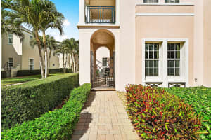 834 83rd Lane, Boca Raton, FL 33487 - MLS#R11163487