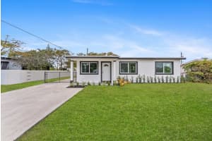 5737 Honeysuckle Drive, West Palm Beach, FL 33415 - MLS#R11163497