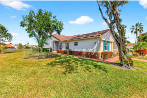 6143 Floral Lakes Drive, Delray Beach, FL 33484 - MLS#R11163510