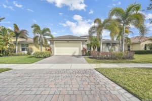 11555 Apple Blossom Trail, Port Saint Lucie, FL 34987 - MLS#R11163565
