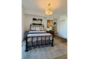 600 Dixie Highway, West Palm Beach, FL 33401 - MLS#R11163591