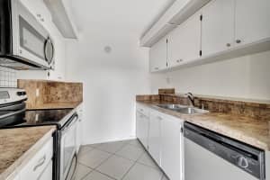 311 3rd Way, West Palm Beach, FL 33407 - MLS#R11163666