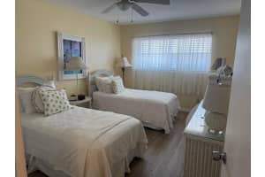 111 Shore Court, North Palm Beach, FL 33408 - MLS#R11163749