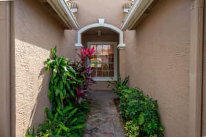 8250 Fresh Creek, West Palm Beach, FL 33411, West Palm Beach, FL 33411 - MLS#R11163809