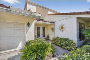 4881 Pineview Circle, Delray Beach, FL 33445 - MLS#R11163822