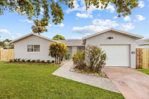 8844 6th Street, Boca Raton, FL 33433 - MLS#R11163829