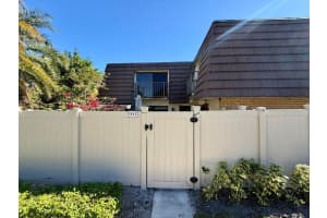 7117 71st Way, West Palm Beach, FL 33407 - MLS#R11163838