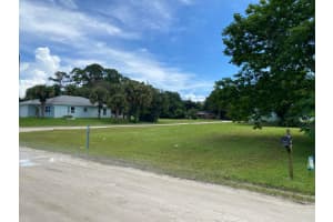 1206 17th Avenue, Vero Beach, FL 32962 - MLS#R11163876