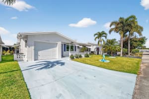 2009 15th Street, Boynton Beach, FL 33426 - MLS#R11163877