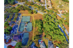 951 Country Club Drive, Port Saint Lucie, FL 34986 - MLS#R11163916