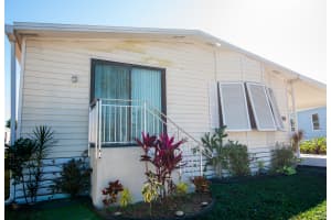 14 Jacaranda Lane, Port Saint Lucie, FL 34952 - MLS#R11163926