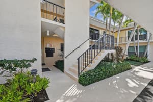 4 Turtle Creek Drive, Jupiter, FL 33469 - MLS#R11163971