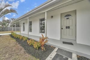 105 Castana Court, Port Saint Lucie, FL 34983 Sold 03/17/26