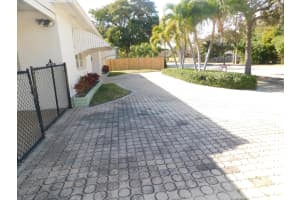 7614 Olive Avenue, West Palm Beach, FL 33405 - MLS#R11164007