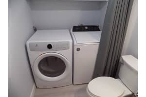 619 6th Terrace, Palm Beach Gardens, FL 33418 - MLS#R11164041