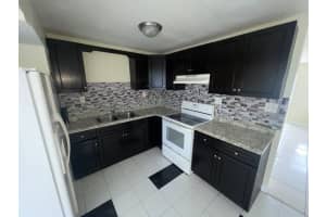 5320 Harriet Place, West Palm Beach, FL 33407 - MLS#R11164052