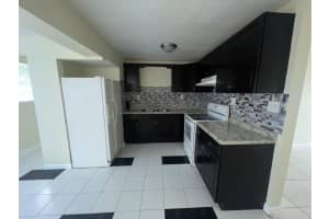 5320 Harriet Place, West Palm Beach, FL 33407 - MLS#R11164052