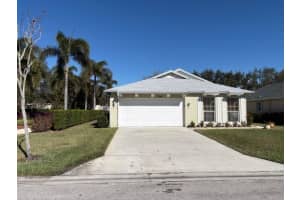 304 North Shore Boulevard, Port St Lucie, FL 34986 - MLS#R11164100
