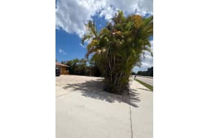 1257 Airoso Boulevard, Port Saint Lucie, FL 34983 - MLS#R11164119