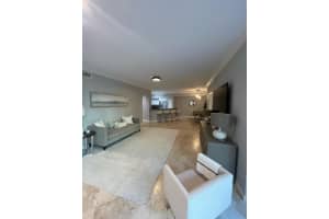 225 1st Street, Delray Beach, FL 33444 - MLS#R11164130