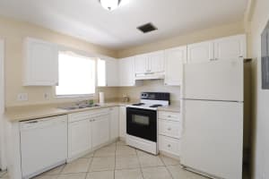 2016 10th Street, Fort Pierce, FL 34950 - MLS#R11164161