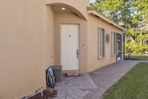 5726 Sterling Lake Drive, Fort Pierce, FL 34951 - MLS#R11164215