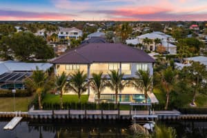 24 Leeward Circle, Tequesta, FL 33469 - MLS#R11164239