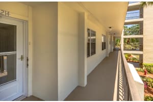 3951 Via Poinciana 214, Lake Worth, FL 33467, Lake Worth, FL 33467 - MLS#R11164257