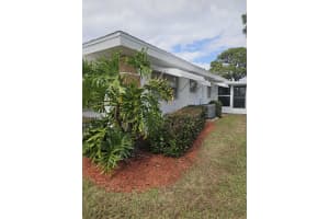 1212 Lakes End Drive, Fort Pierce, FL 34982 - MLS#R11164265