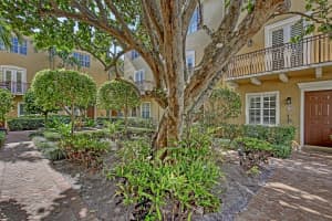 72 6th Avenue, Delray Beach, FL 33483 - MLS#R11164286