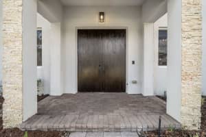 511 Pioneer Way, Royal Palm Beach, FL 33411 - MLS#R11164293