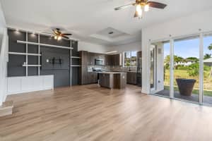 511 Pioneer Way, Royal Palm Beach, FL 33411 - MLS#R11164293