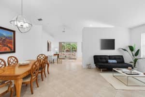 2320 Sapphire Circle, West Palm Beach, FL 33411 - MLS#R11164297