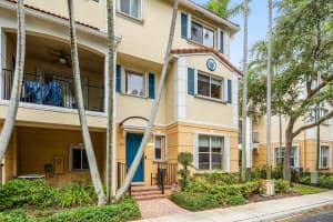 2897 Greenleaf Circle, Boynton Beach, FL 33426 - MLS#R11164318